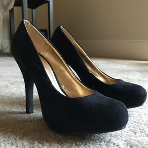 Black suede heels